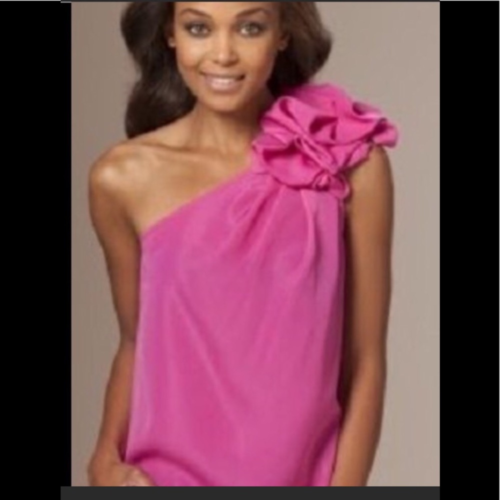 The limited purple One shoulder S